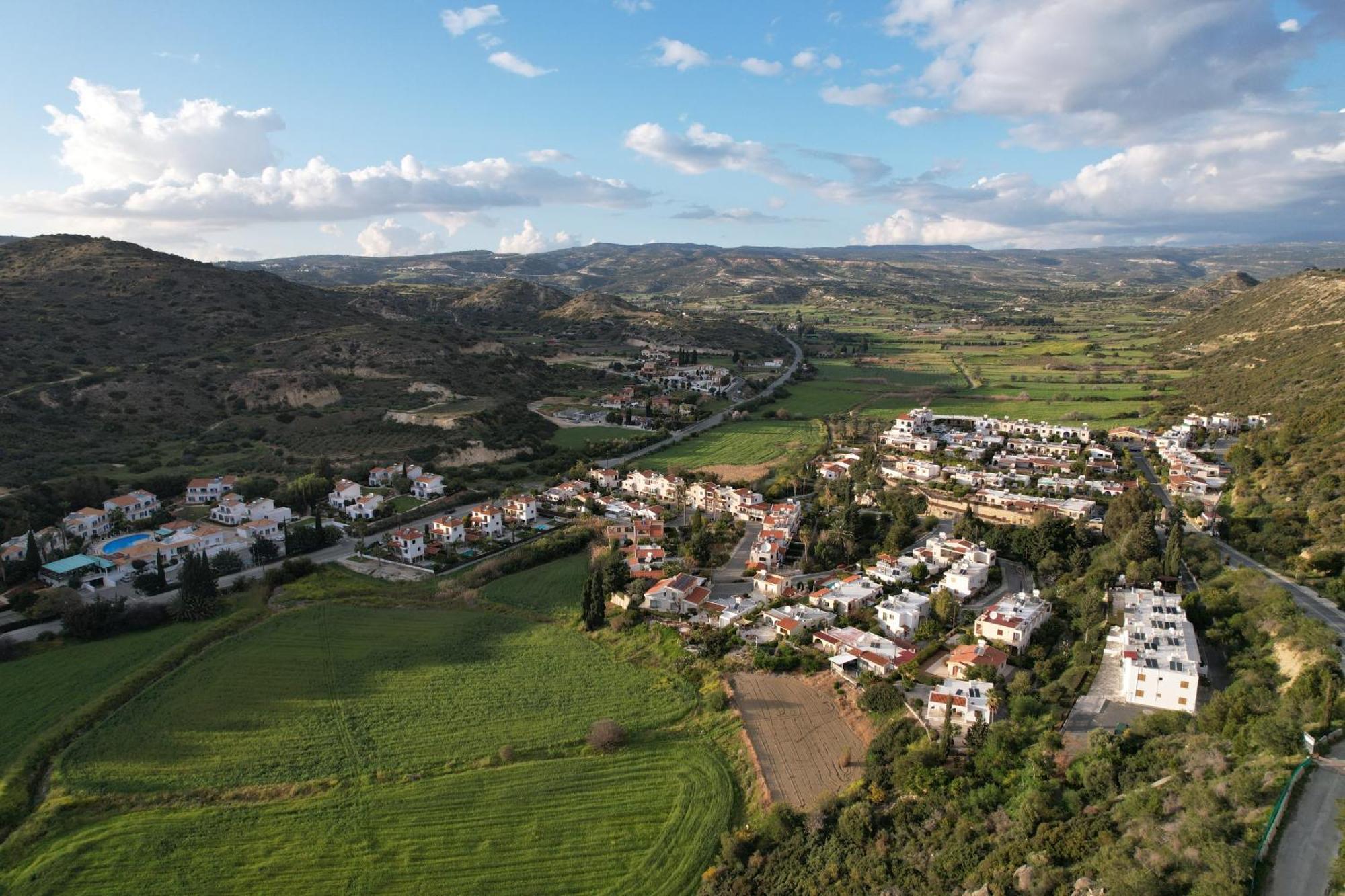Pissouri Bay Studio エクステリア 写真